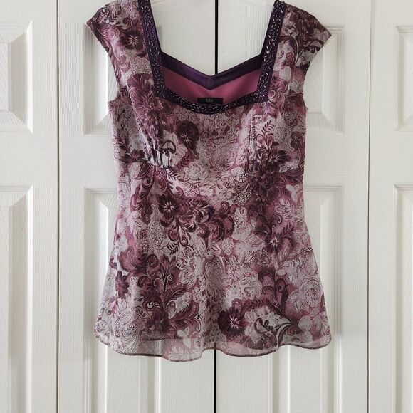 Reba Women's Y2K Beaded Cap Sleeve Flowy Blouse Purple Print Size 6 - Picture 1 of 4